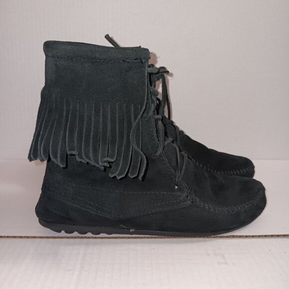 MINNETONKA SUEDE FRINGE MOCCASIN ANKLE BOOTIES - Picture 5 of 10